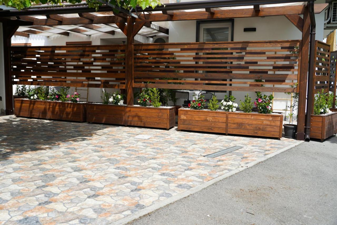 Familiainn Rooms & Apartments Pompei Ngoại thất bức ảnh