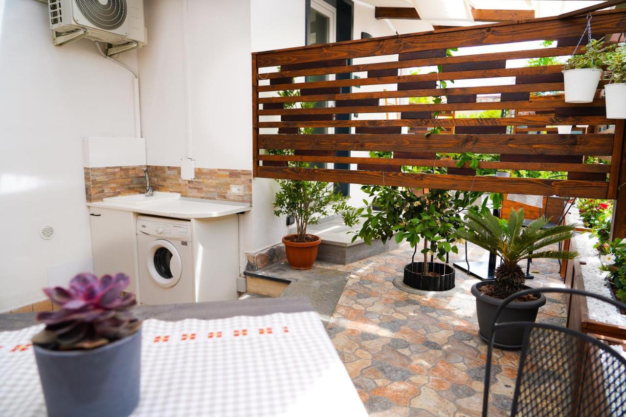 Familiainn Rooms & Apartments Pompei Ngoại thất bức ảnh
