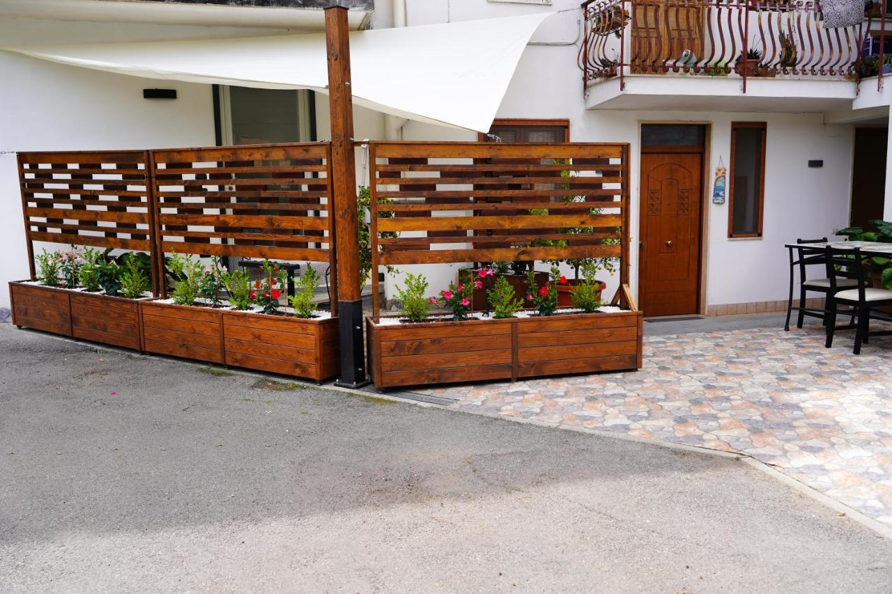 Familiainn Rooms & Apartments Pompei Ngoại thất bức ảnh