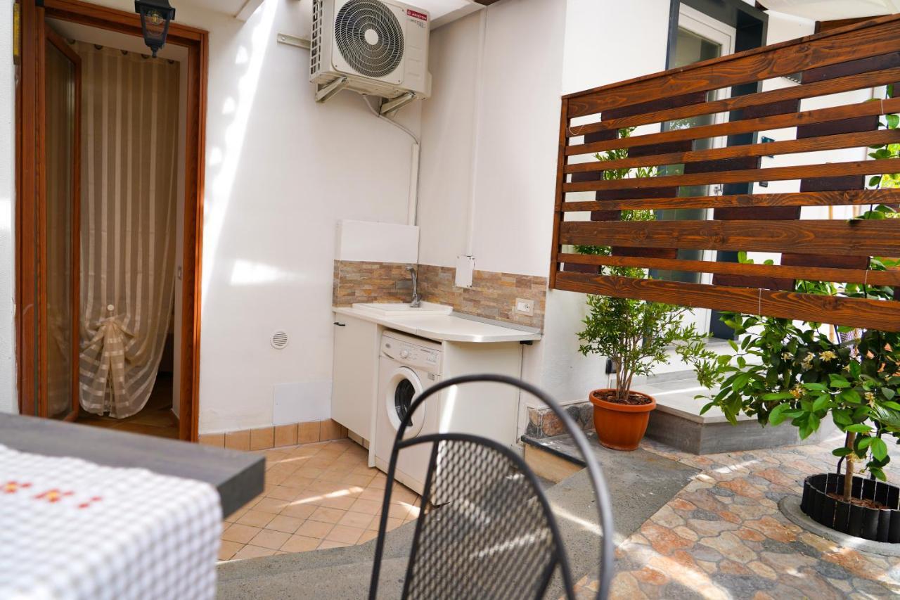Familiainn Rooms & Apartments Pompei Ngoại thất bức ảnh