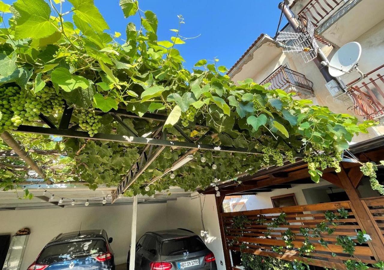 Familiainn Rooms & Apartments Pompei Ngoại thất bức ảnh
